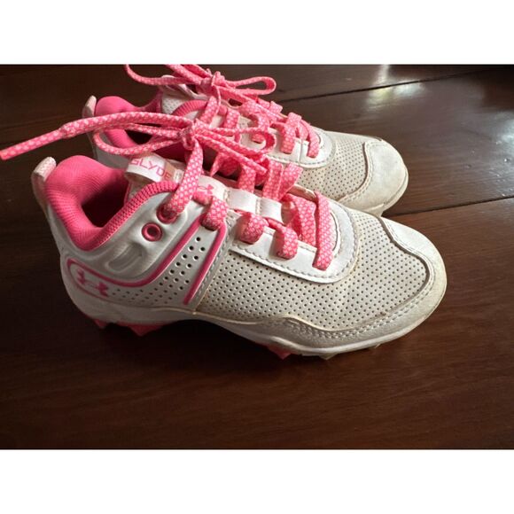 Under Armour Pink and White GLYDE Girls Softball Cleats Size 11K - Picture 1 of 7